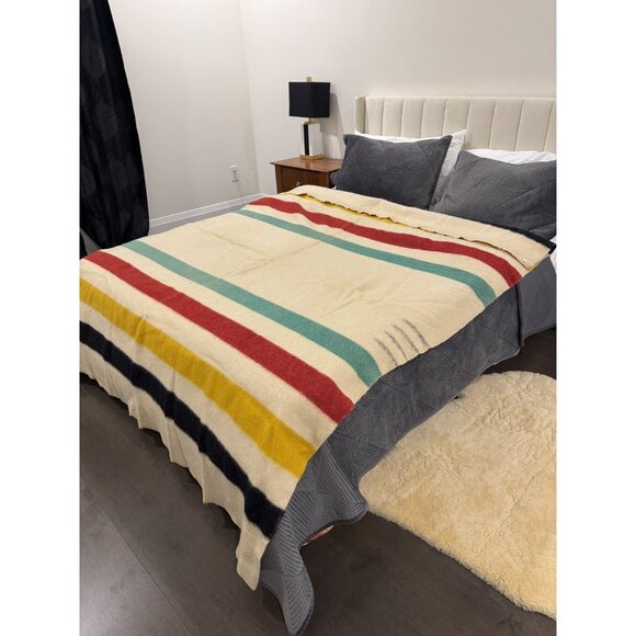Vintage Hudson Bay HBC 4 Point Stripes Large Wool Blanket Throw Made in England - Picture 5 of 16